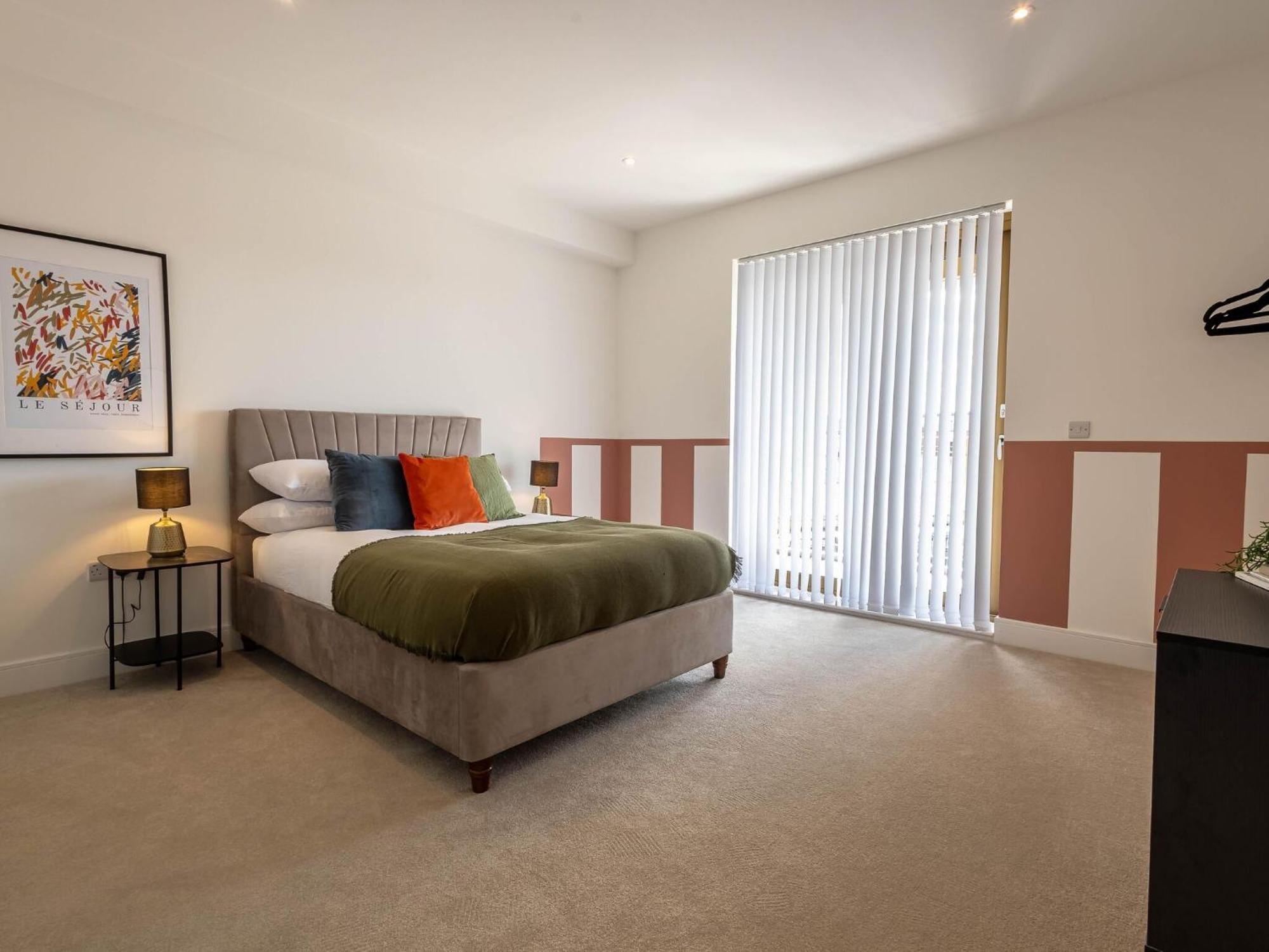 Modern Apartments With Balcony In Merton Near Wimbledon By Sojo Stay Mitcham Dış mekan fotoğraf