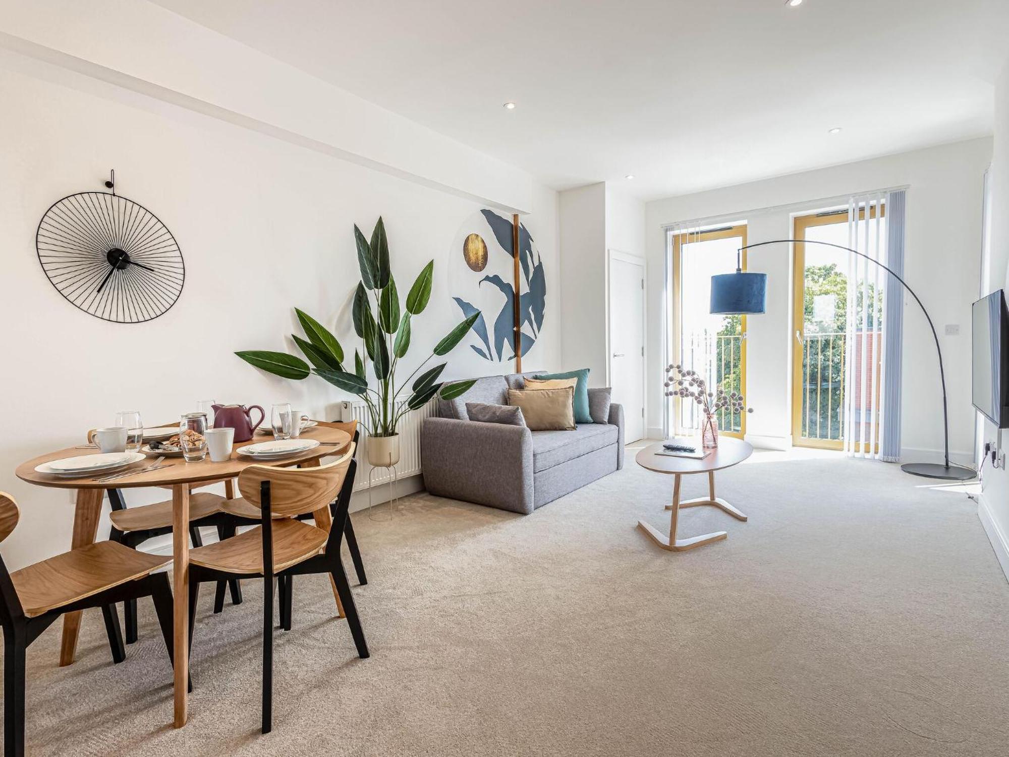 Modern Apartments With Balcony In Merton Near Wimbledon By Sojo Stay Mitcham Dış mekan fotoğraf